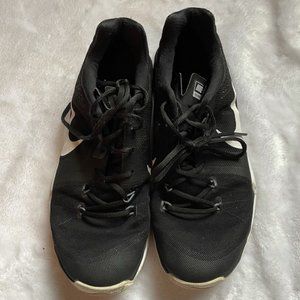 Black Men’s Size 11 Sneakers